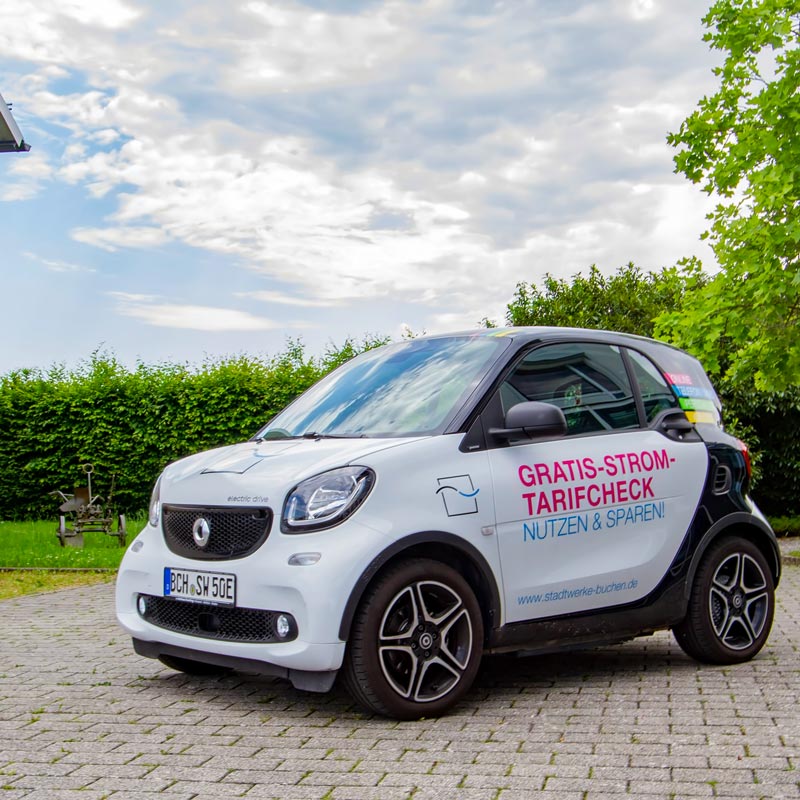 Fahrzeugbeklebung für die Elektro-Smarts der Stadtwerke Buchen