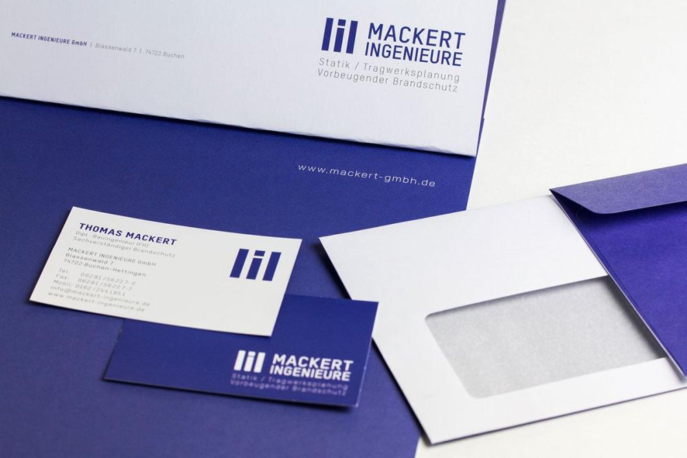 Verschiedene Drucksachen für Mackert Ingenieure in blau/weiß