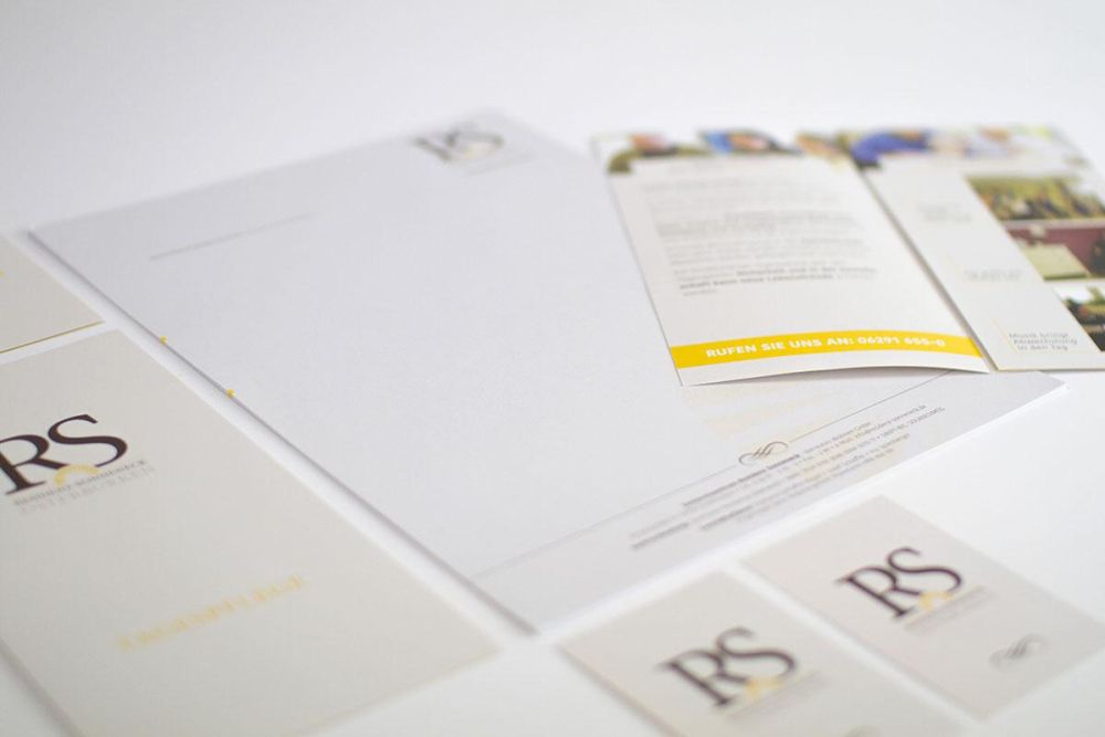 Flyer, Briefpapier und Visitenkarten für Residenz Sonneneck
